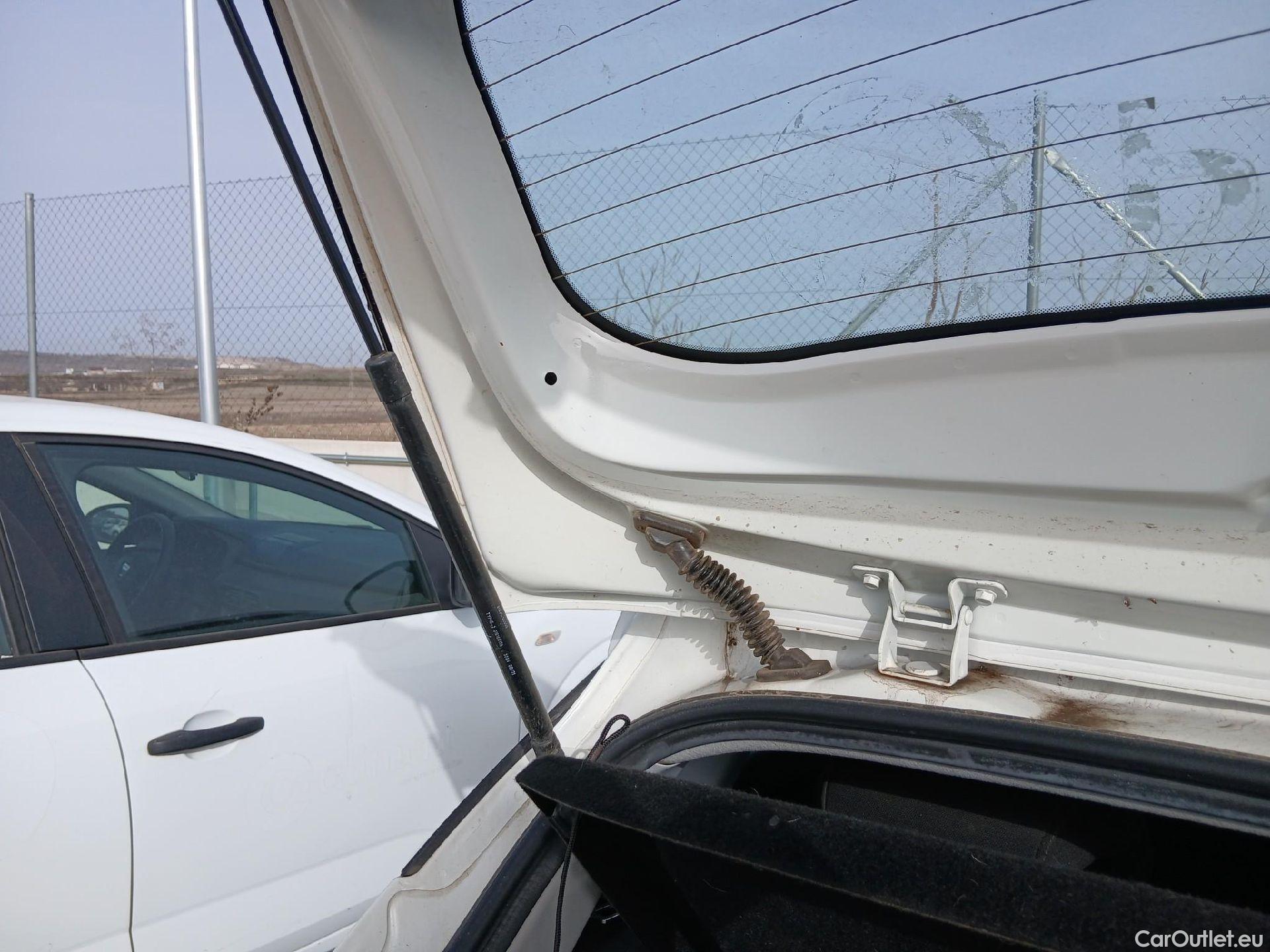  Hyundai  i20 HYUNDAI  / 2020 / 5P / berlina con portón 1.0 TGDI 74kW (100CV) 48V Essence #8