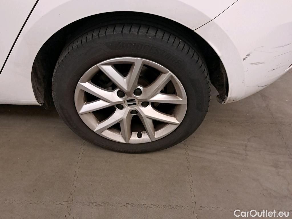  Seat  Leon SEAT Nuevo León / 2020 / 5P / berlina con portón 2.0 TDI 85kW S&S Style Go(SP) #22