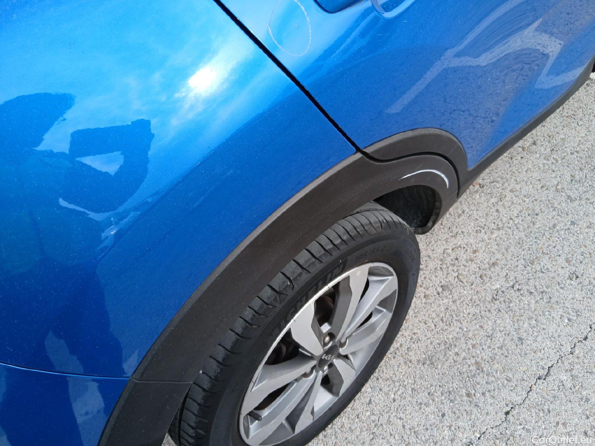  KIA  STONIC KIA  / 2017 / 5P / todoterreno 1.0 T-GDi 74kW (100CV) MHEV iMT Drive #36