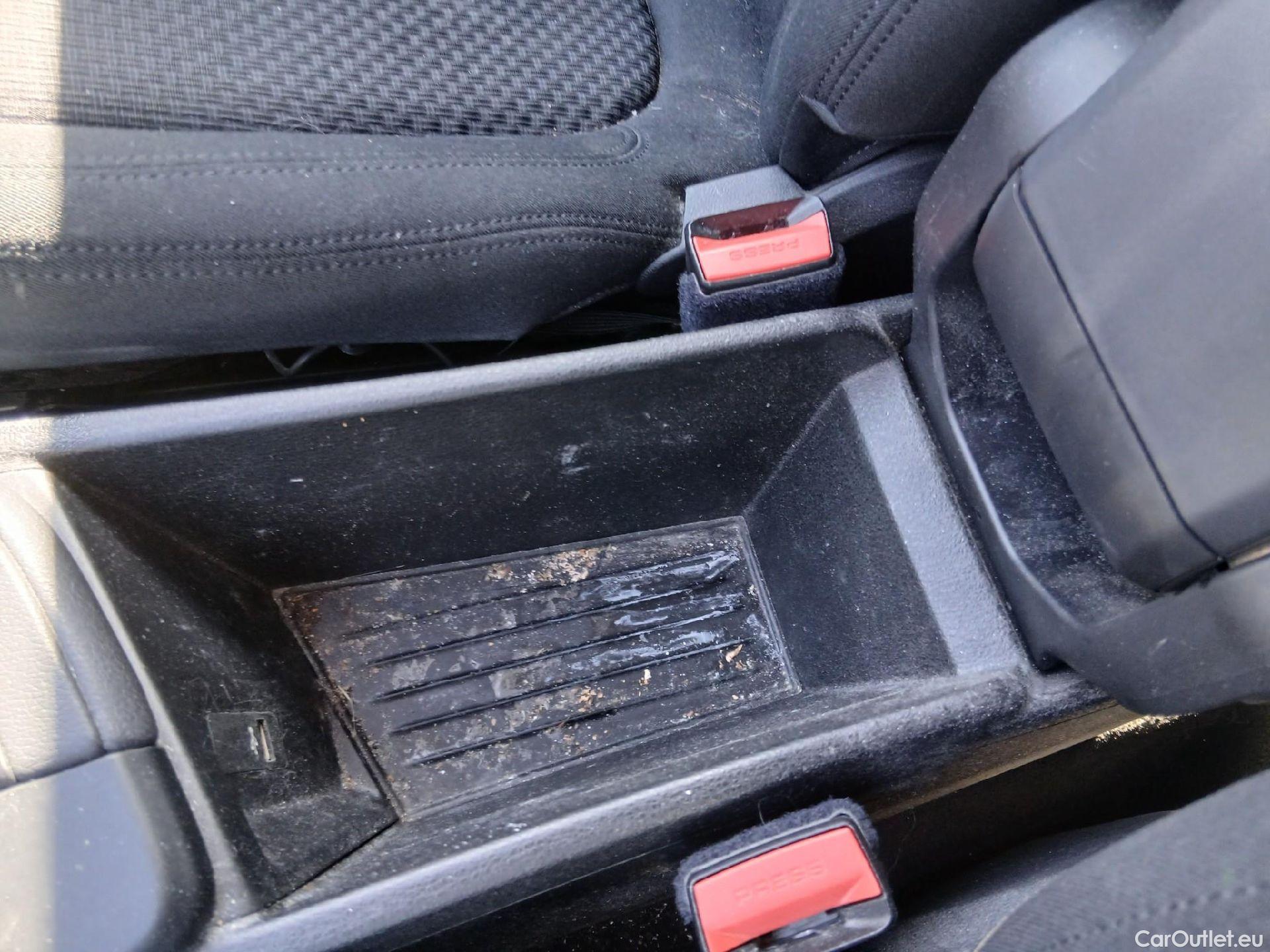  Bmw  X1 BMW  / 2019 / 5P / todoterreno sDrive18dA Corporate #24