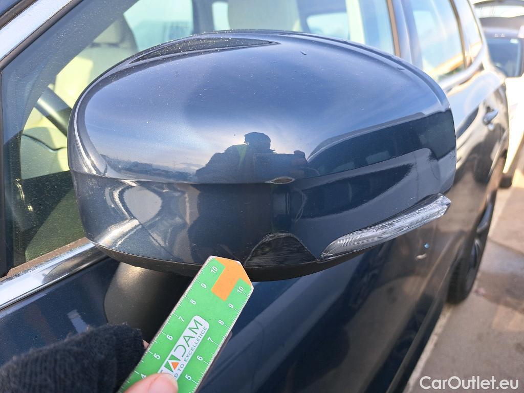  Volvo  XC60 VOLVO  / 2017 / 5P / todoterreno 2.0 T4 Business Plus Auto (CX) #32