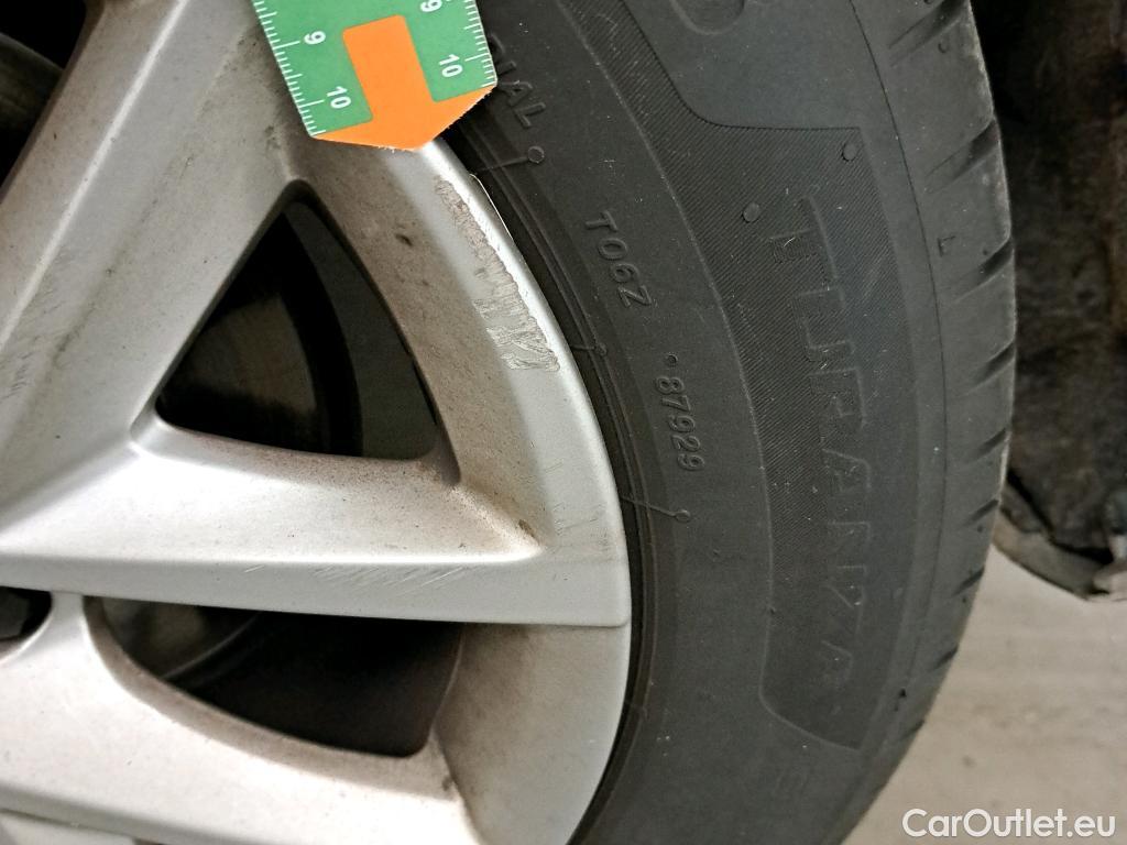  Seat  Leon SEAT Nuevo León / 2020 / 5P / berlina con portón 2.0 TDI 85kW S&S Style Go(SP) #23