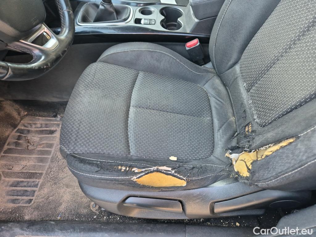  Renault  Kadjar RENAULT  / 2019 / 5P / crossover Business Blue dCi 85W (115CV) #7