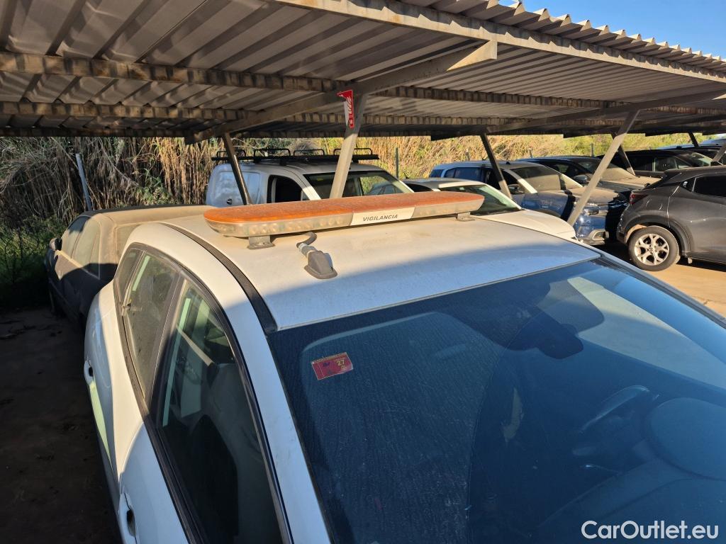  Renault  Kadjar RENAULT  / 2019 / 5P / crossover Business Blue dCi 85W (115CV) #47