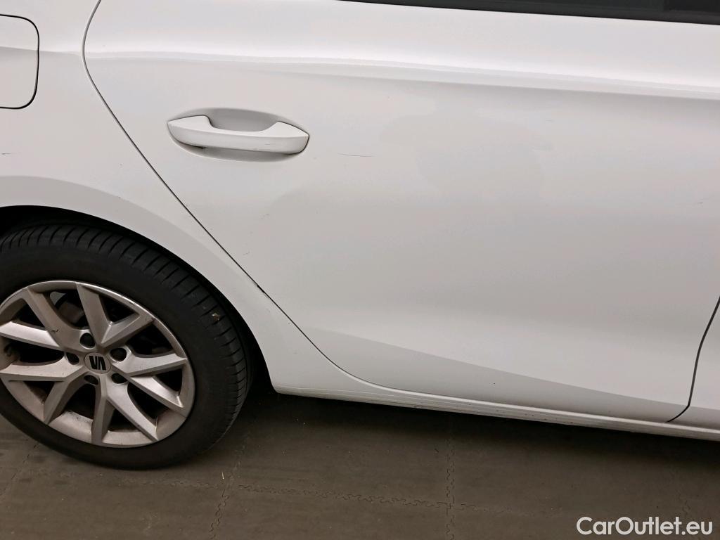  Seat  Leon SEAT Nuevo León / 2020 / 5P / berlina con portón 2.0 TDI 85kW S&S Style Go(SP) #6