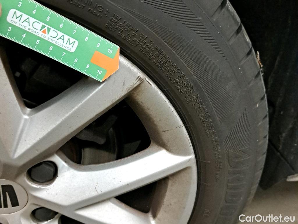  Seat  Leon SEAT Nuevo León / 2020 / 5P / berlina con portón 2.0 TDI 85kW S&S Style Go(SP) #27