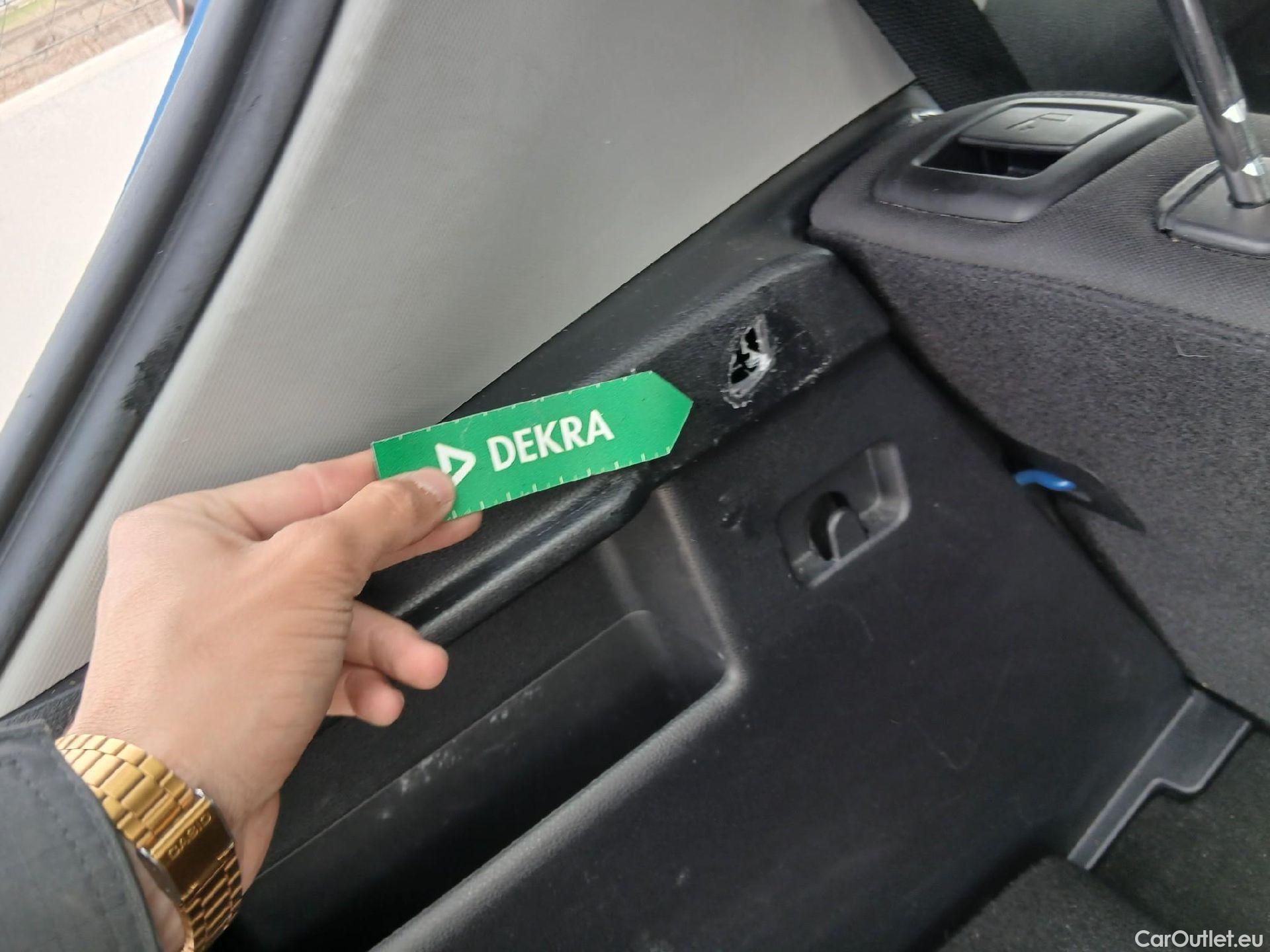  KIA  STONIC KIA  / 2017 / 5P / todoterreno 1.0 T-GDi 74kW (100CV) MHEV iMT Drive #30