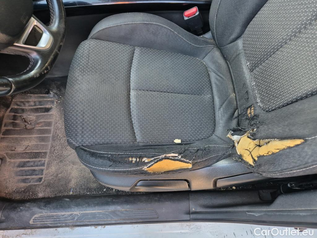  Renault  Kadjar RENAULT  / 2019 / 5P / crossover Business Blue dCi 85W (115CV) #28