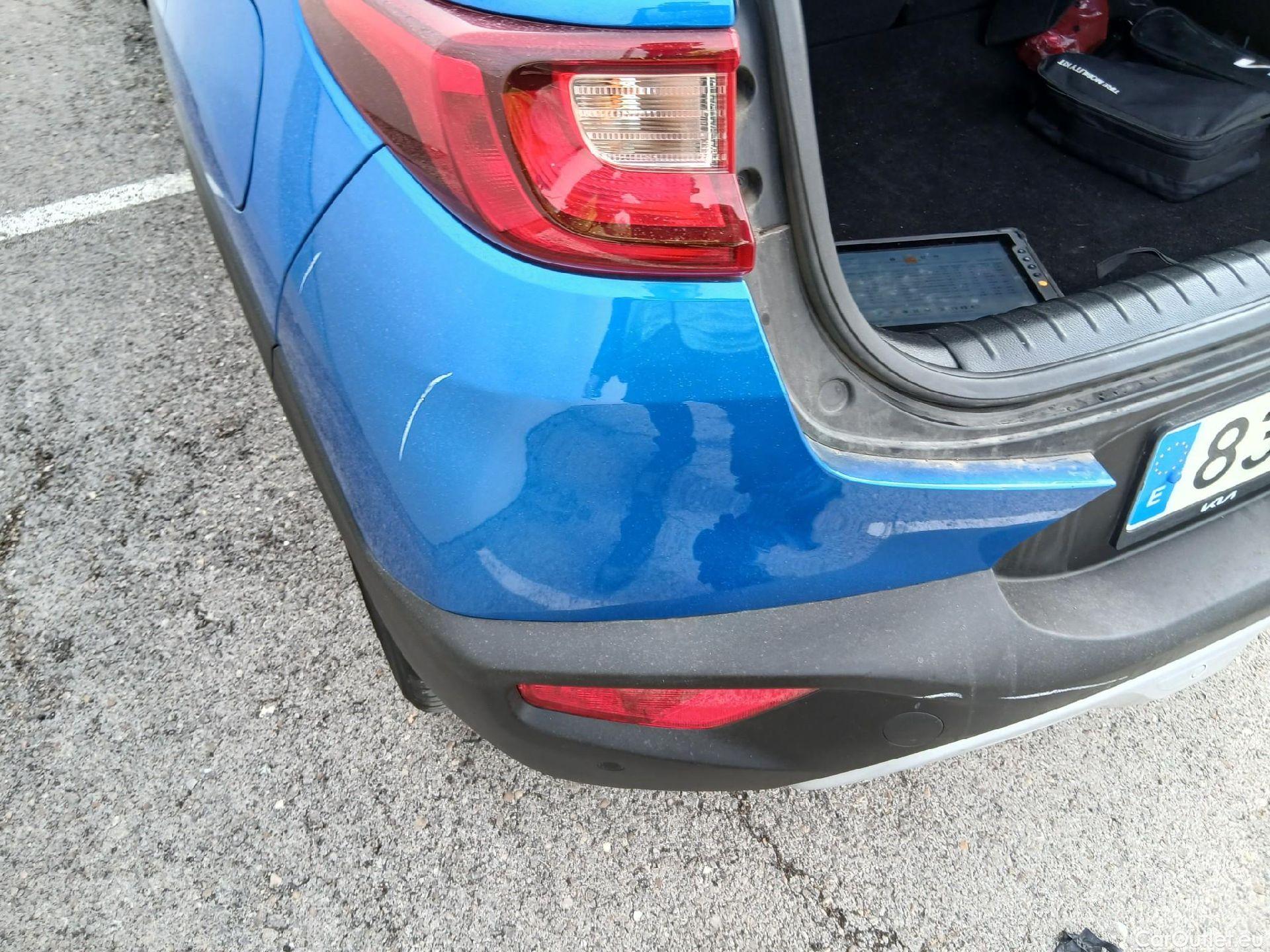  KIA  STONIC KIA  / 2017 / 5P / todoterreno 1.0 T-GDi 74kW (100CV) MHEV iMT Drive #25