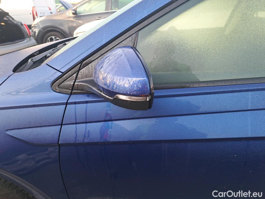  Volkswagen  Polo VOLKSWAGEN  / 2021 / 5P / berlina con portón Life 1.0 TSI 70kW (95CV) #37