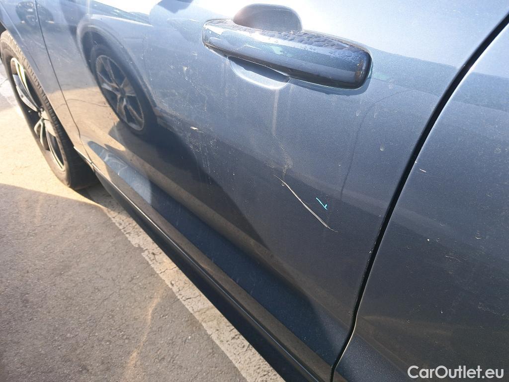  Volvo  XC60 VOLVO  / 2017 / 5P / todoterreno 2.0 T4 Business Plus Auto (CX) #11