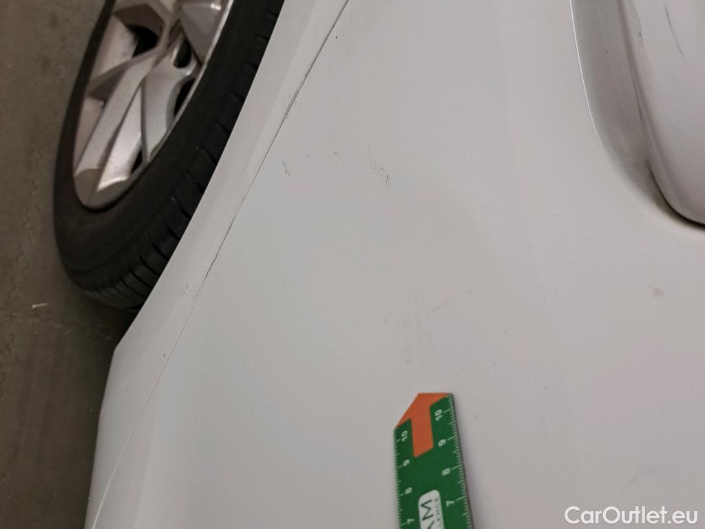  Seat  Leon SEAT Nuevo León / 2020 / 5P / berlina con portón 2.0 TDI 85kW S&S Style Go(SP) #7