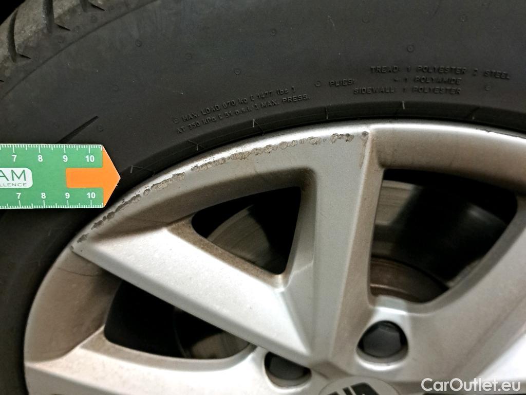  Seat  Leon SEAT Nuevo León / 2020 / 5P / berlina con portón 2.0 TDI 85kW S&S Style Go(SP) #25