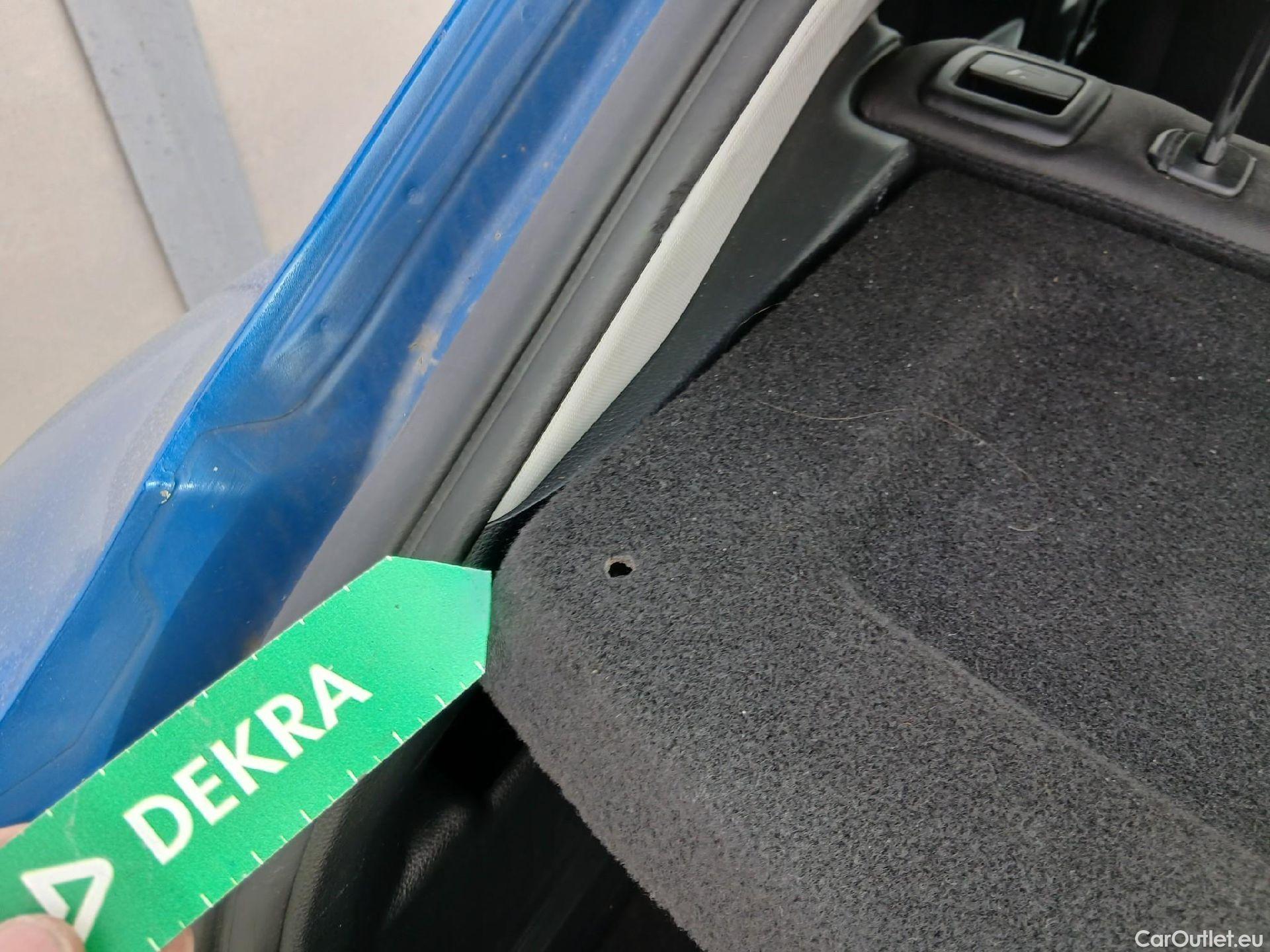  KIA  STONIC KIA  / 2017 / 5P / todoterreno 1.0 T-GDi 74kW (100CV) MHEV iMT Drive #29