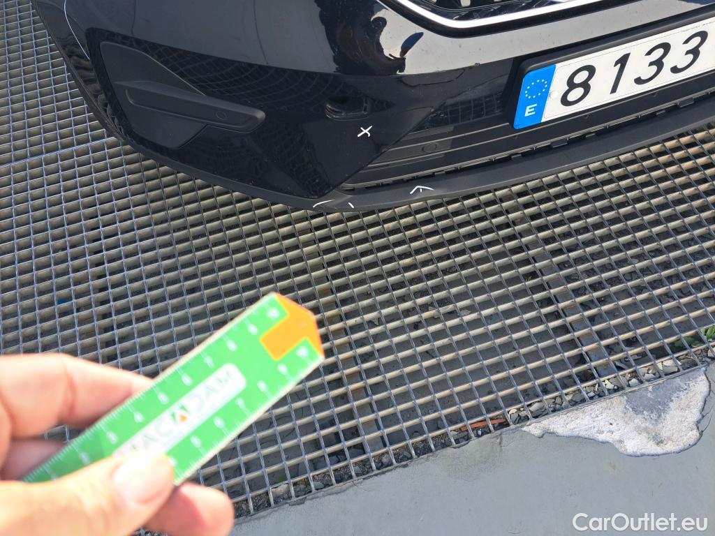  Volvo  XC 40 VOLVO XC40 / 2021 / 5P / todoterreno 1.5 T4 Recharge PHEV Core Auto #38