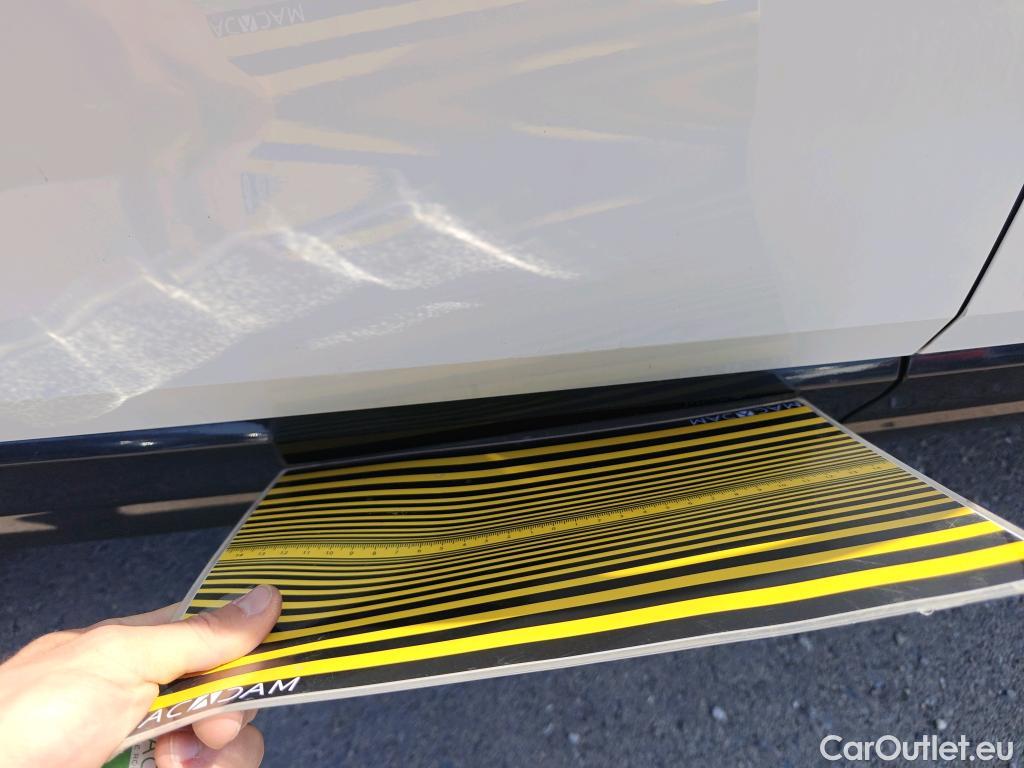  Audi  Q2 AUDI  / 2016 / 5P / todoterreno Design 35 TFSI 110kW (150CV) S tronic #53