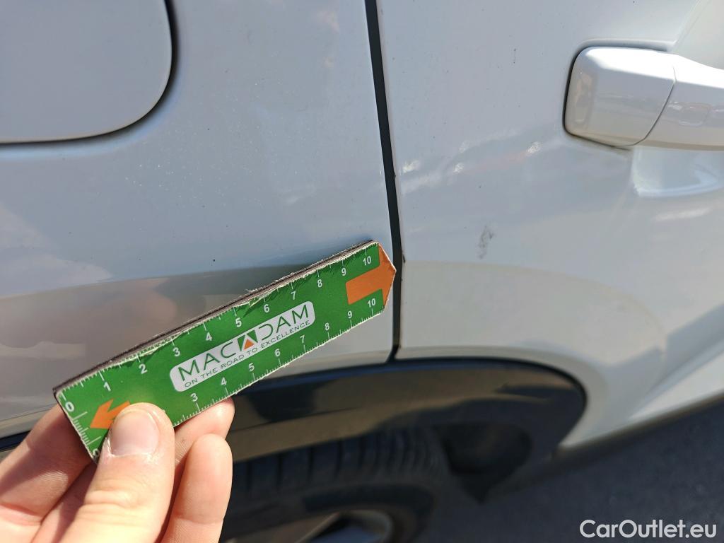  Audi  Q2 AUDI  / 2016 / 5P / todoterreno Design 35 TFSI 110kW (150CV) S tronic #47