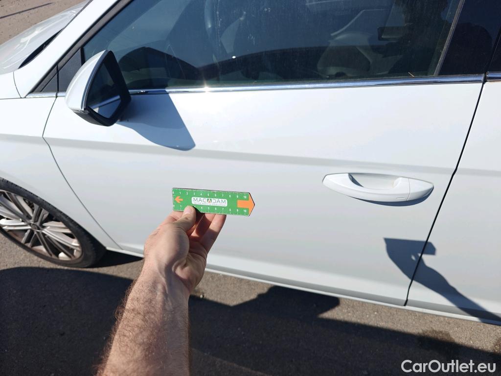  Seat  Leon SEAT León / 2016 / 5P / berlina con portón 2.0 TDI 110kW DSG-7 S&S Xcellence Ed Pl #26