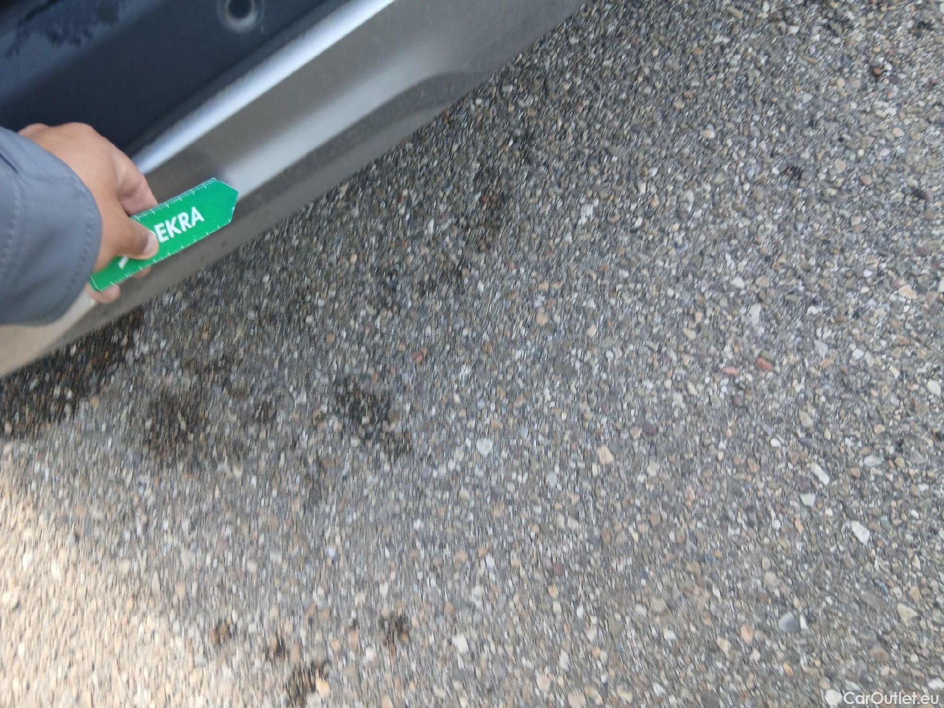  KIA  Sportage KIA  / 2022 / 5P / todoterreno 1.6 T-GDi MHEV 110kW (150CV) Drive 4x2 #21