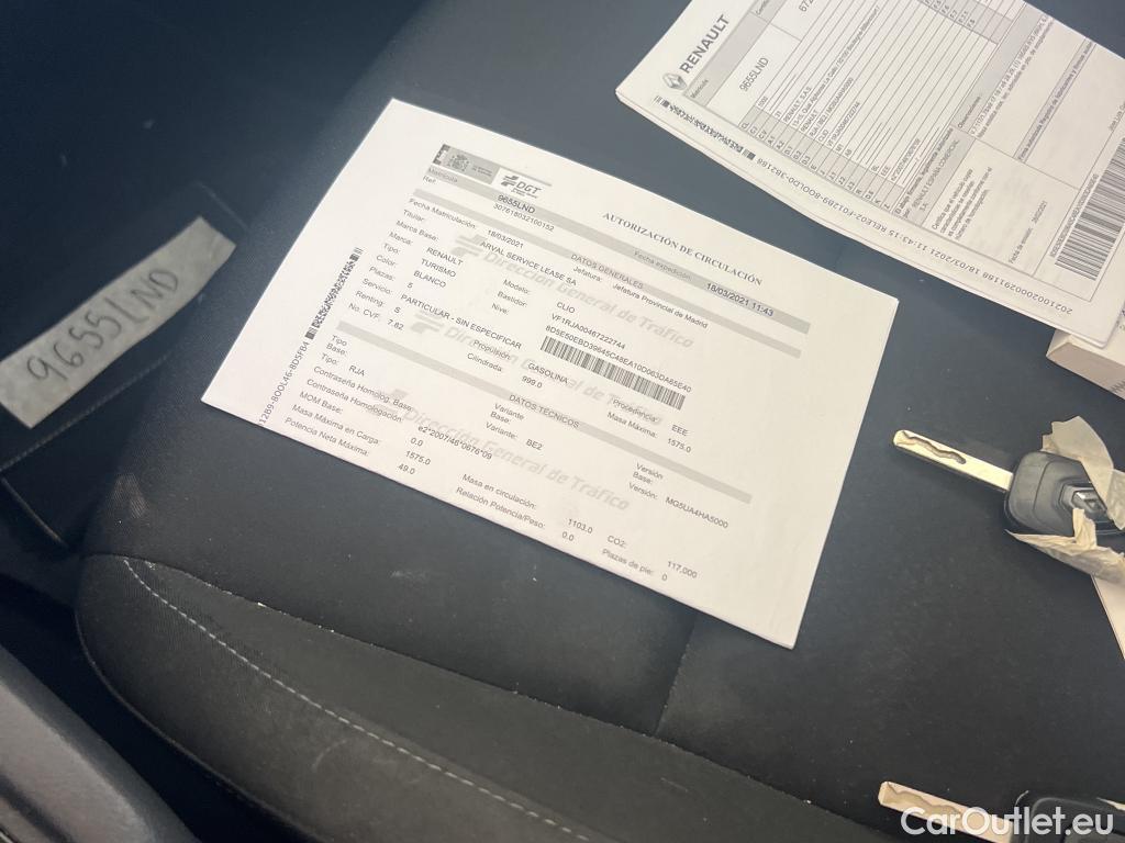  Renault  Clio RENAULT  / 2019 / 5P / berlina con portón Life SCe 49 kW (67CV) #13