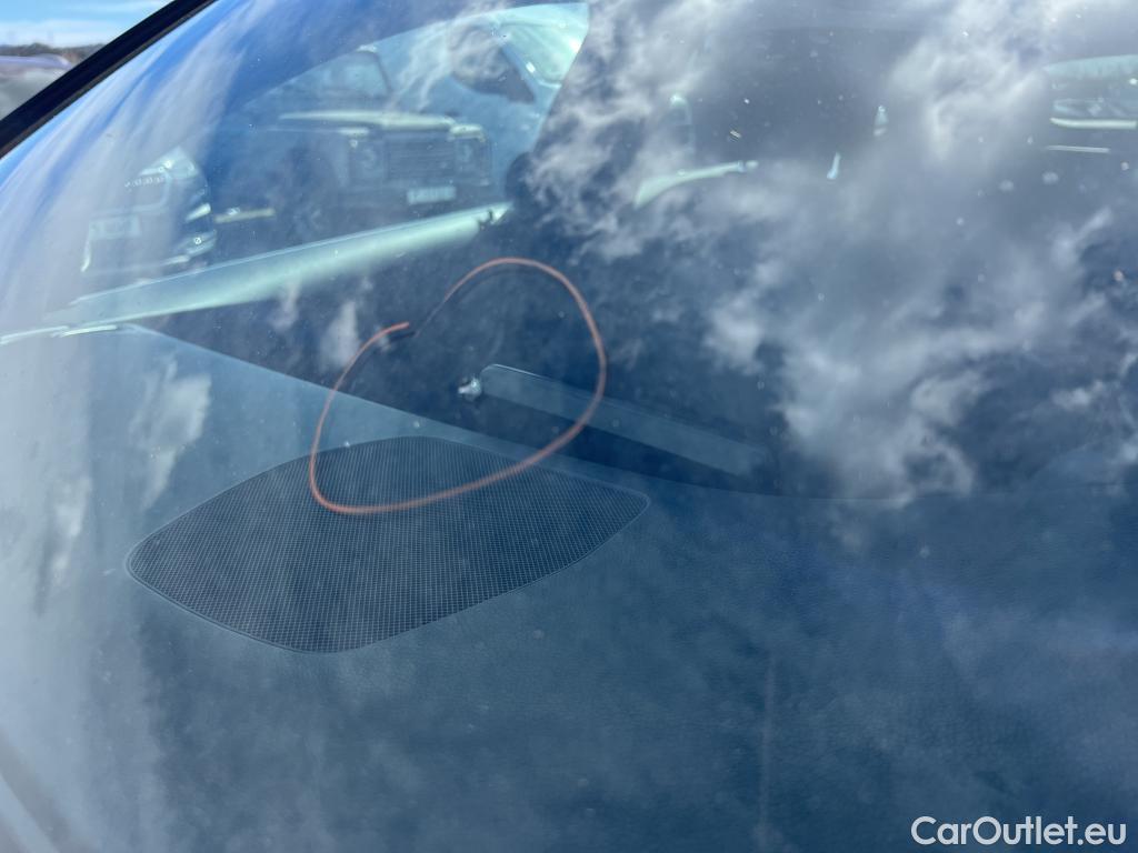  Mercedes  G-Klasee MERCEDES-BENZ GLC Coupé / 2019 / 5P / coupé GLC 300 e 4MATIC #2