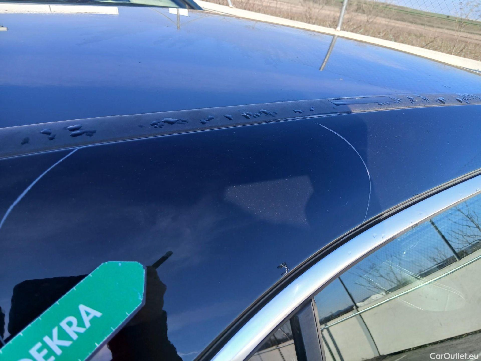  Mercedes  A-Klasse MERCEDES-BENZ Clase A / 2018 / 5P / berlina con portón A 180 d #19