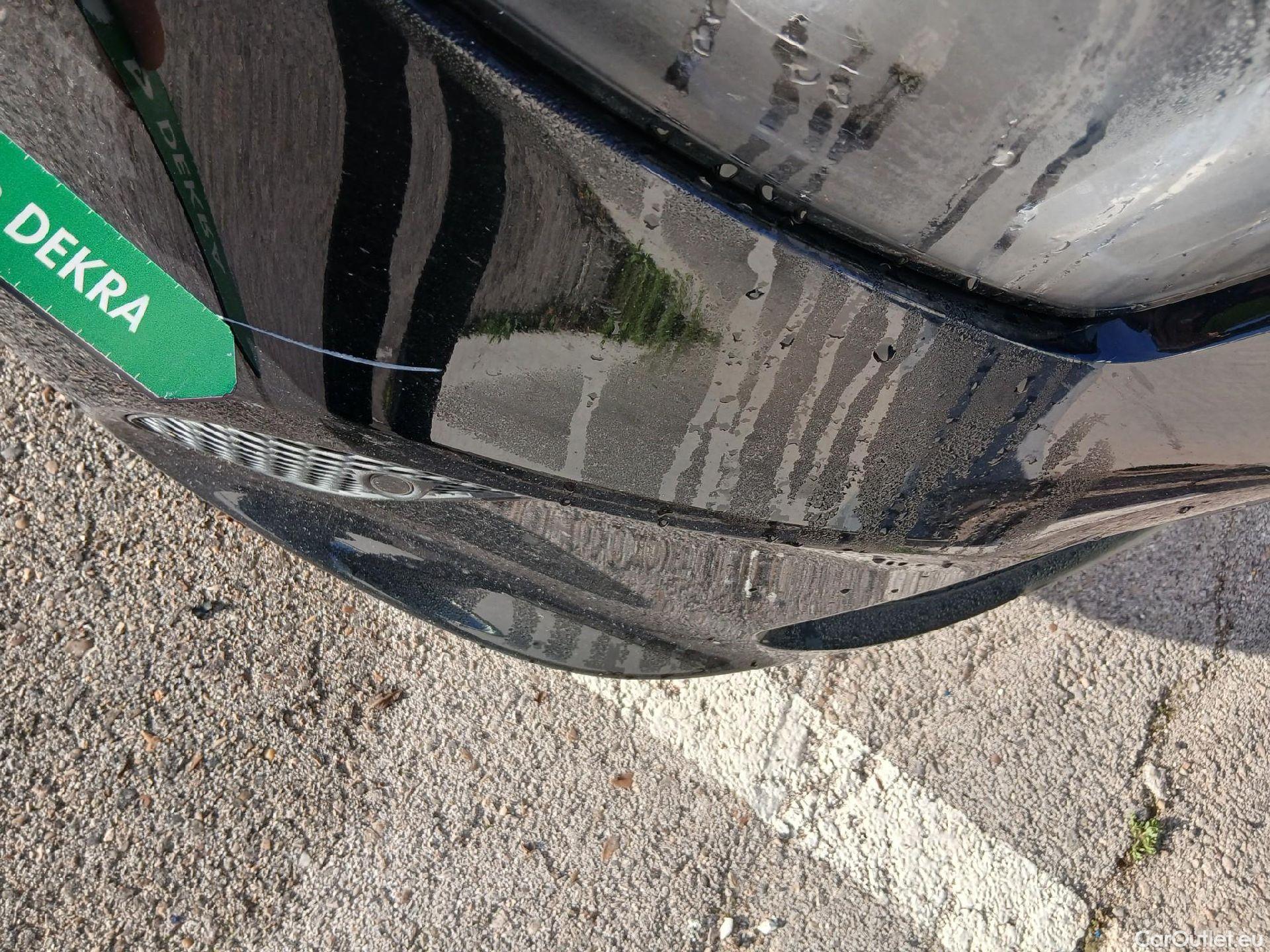  Mercedes  A-Klasse MERCEDES-BENZ Clase A / 2018 / 5P / berlina con portón A 180 d #5