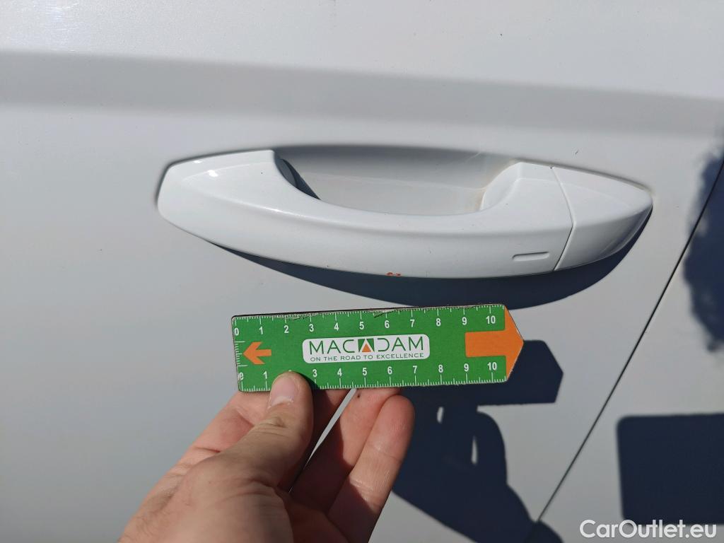  Seat  Leon SEAT León / 2016 / 5P / berlina con portón 2.0 TDI 110kW DSG-7 S&S Xcellence Ed Pl #24