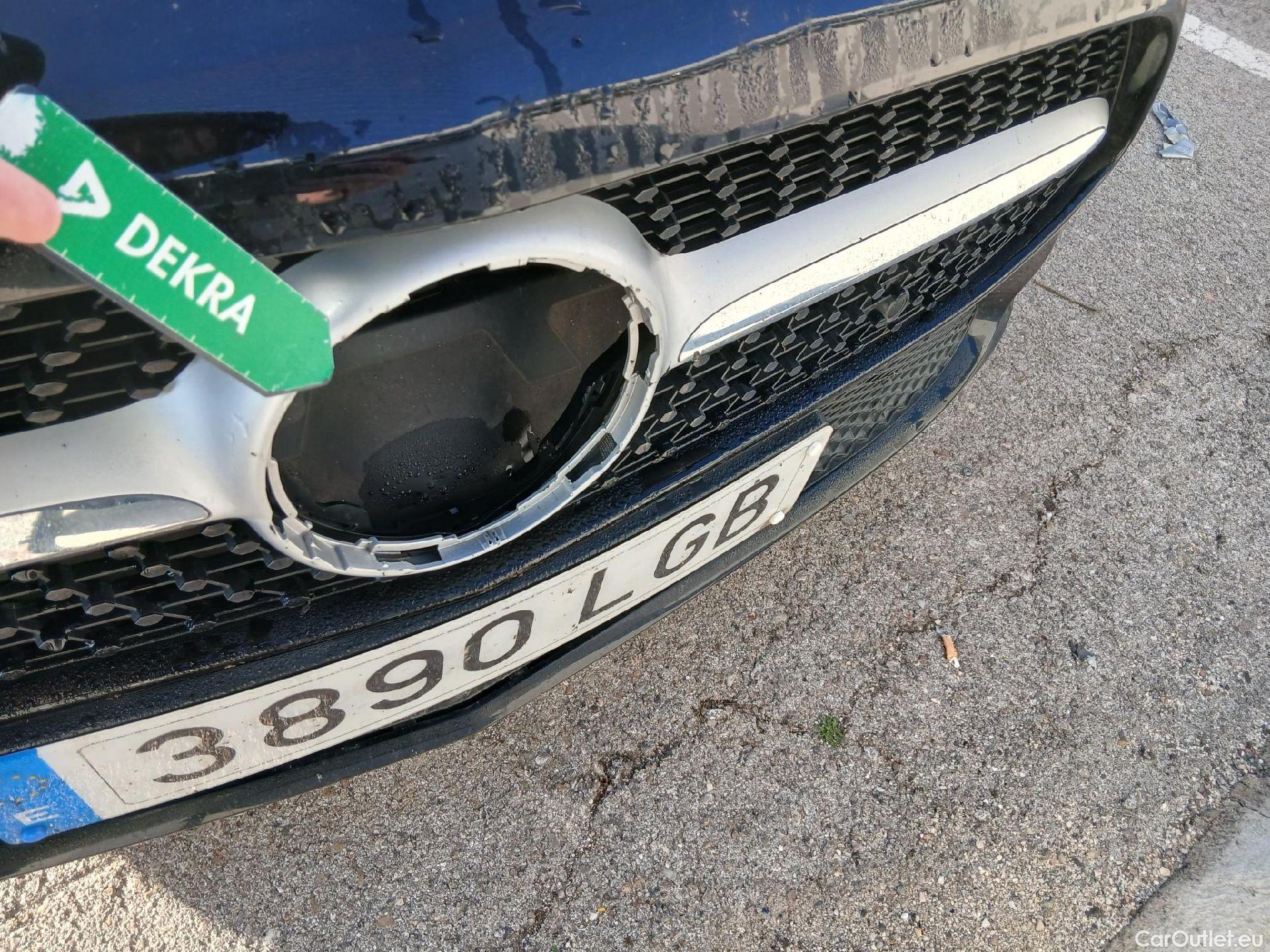  Mercedes  A-Klasse MERCEDES-BENZ Clase A / 2018 / 5P / berlina con portón A 180 d #7