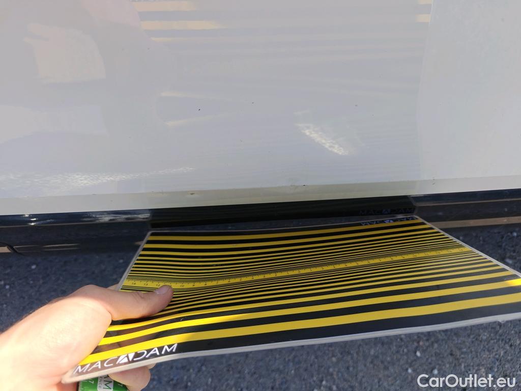  Audi  Q2 AUDI  / 2016 / 5P / todoterreno Design 35 TFSI 110kW (150CV) S tronic #3