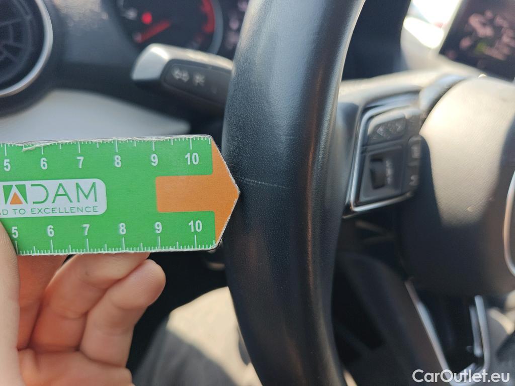  Audi  Q2 AUDI  / 2016 / 5P / todoterreno Design 35 TFSI 110kW (150CV) S tronic #15