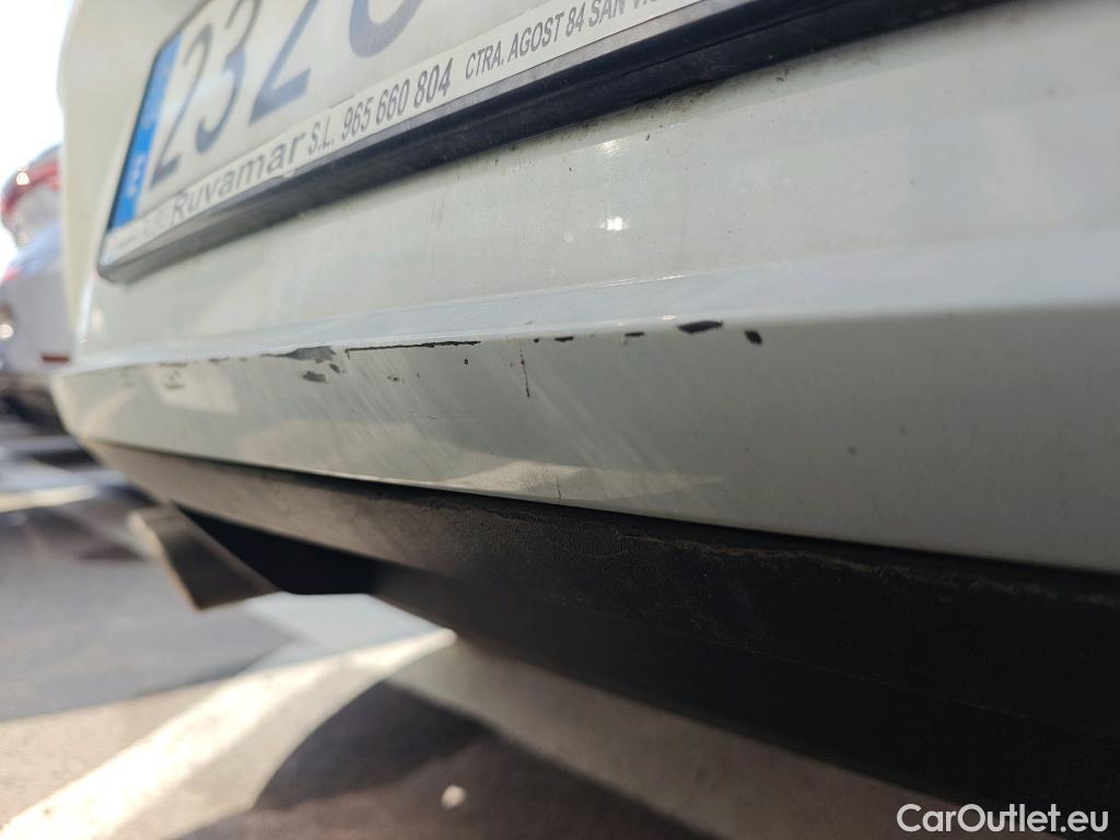  Seat  Leon SEAT León / 2016 / 5P / berlina con portón 2.0 TDI 110kW DSG-7 S&S Xcellence Ed Pl #20