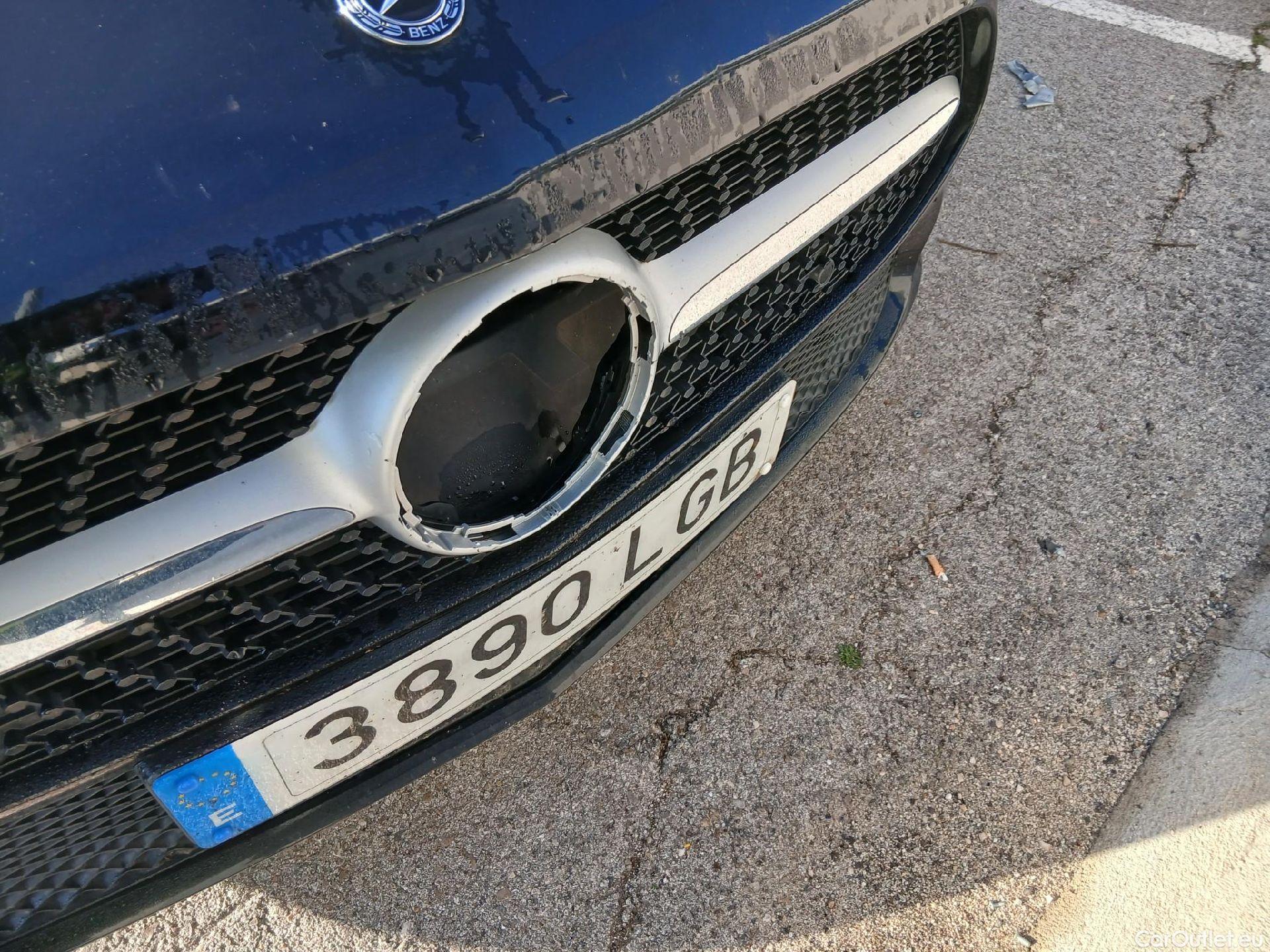  Mercedes  A-Klasse MERCEDES-BENZ Clase A / 2018 / 5P / berlina con portón A 180 d #6