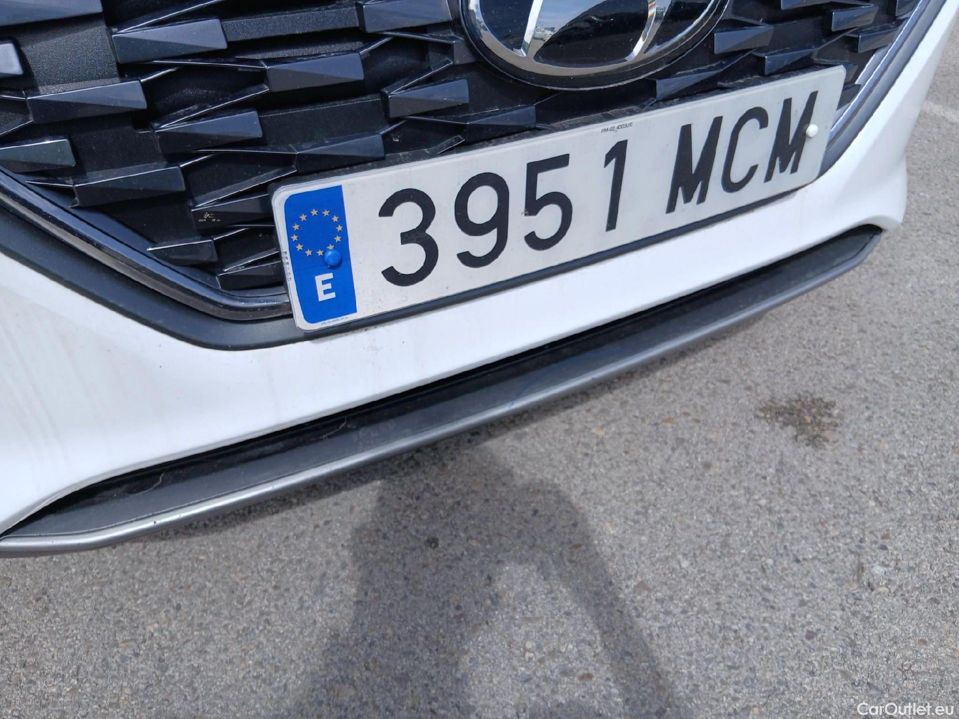  Hyundai   Ioniq HYUNDAI / 2019 / 5P / berlina con portón 1.6 GDI HEV Tecno DCT #6