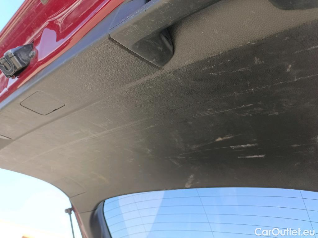  Toyota  RAV4 TOYOTA  / 2018 / 5P / todoterreno 2.5l 220H Advance #22