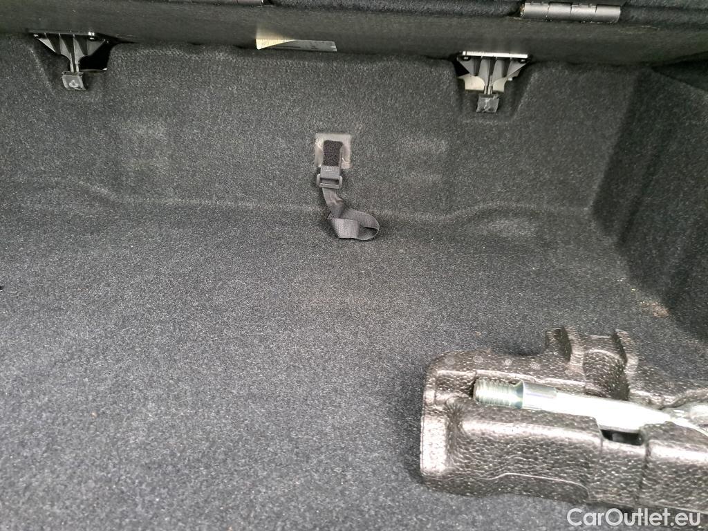  Bmw  X1 BMW  / 2015 / 5P / todoterreno sDrive18d #23