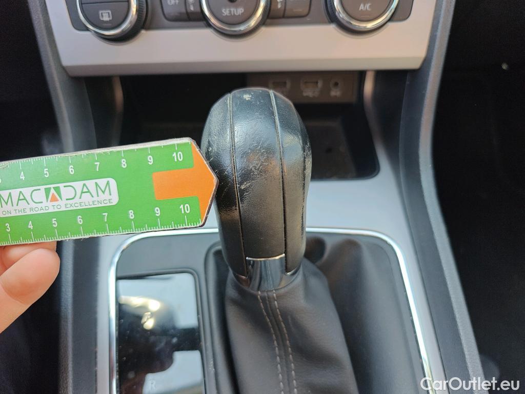  Seat  Leon SEAT León / 2016 / 5P / berlina con portón 2.0 TDI 110kW DSG-7 S&S Xcellence Ed Pl #12