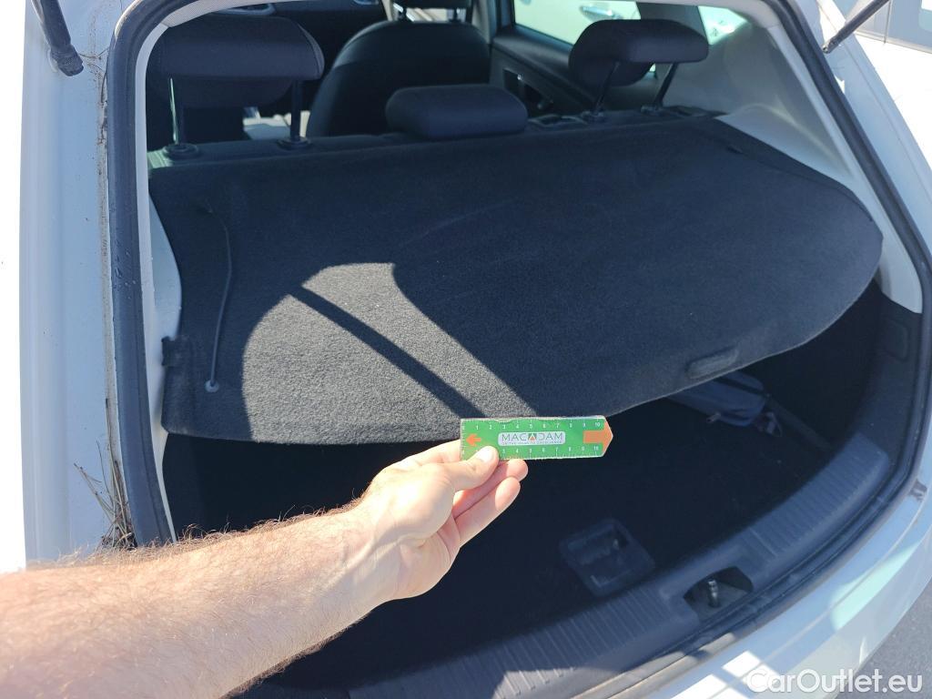  Seat  Leon SEAT León / 2016 / 5P / berlina con portón 2.0 TDI 110kW DSG-7 S&S Xcellence Ed Pl #1