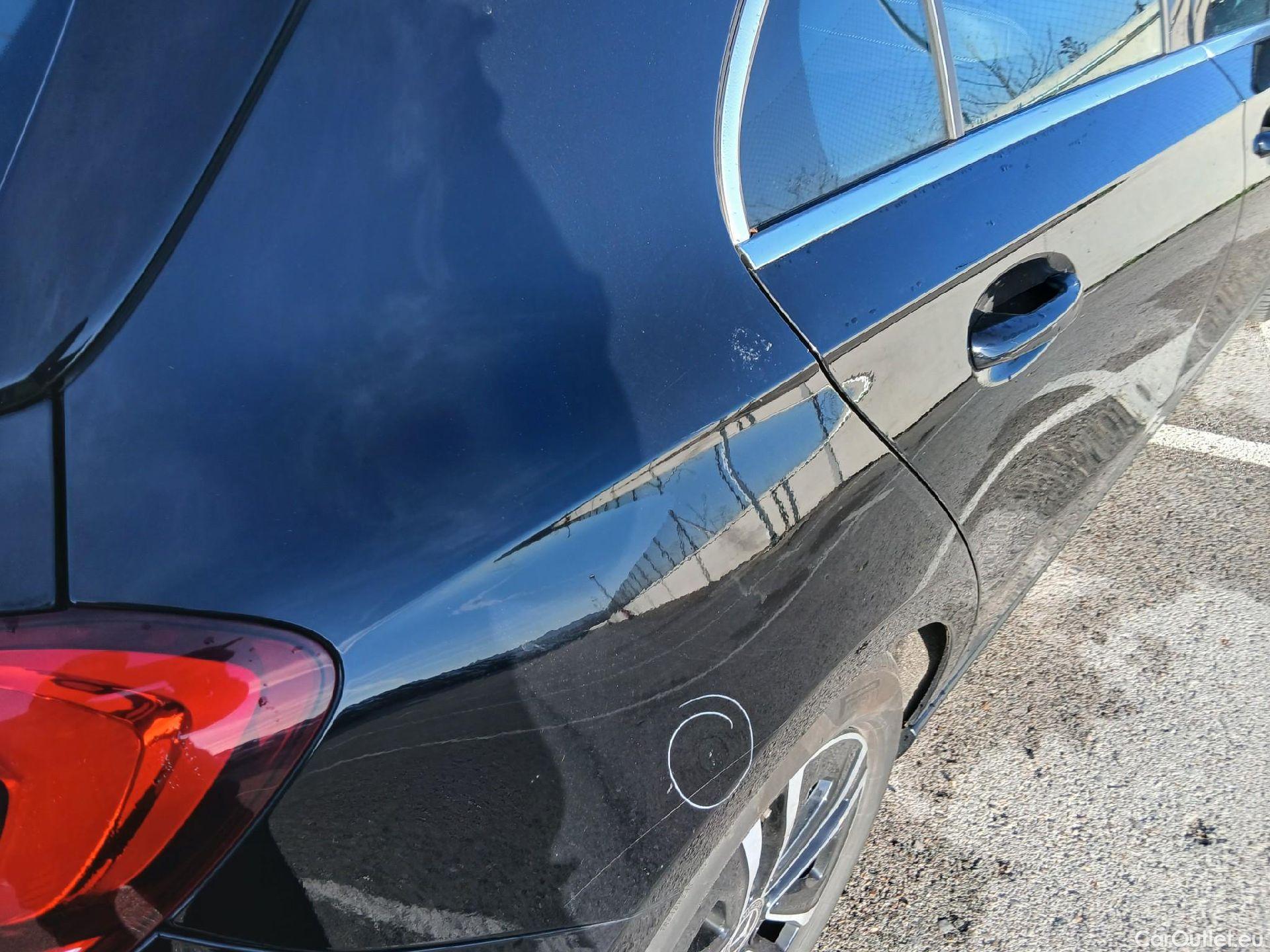  Mercedes  A-Klasse MERCEDES-BENZ Clase A / 2018 / 5P / berlina con portón A 180 d #20