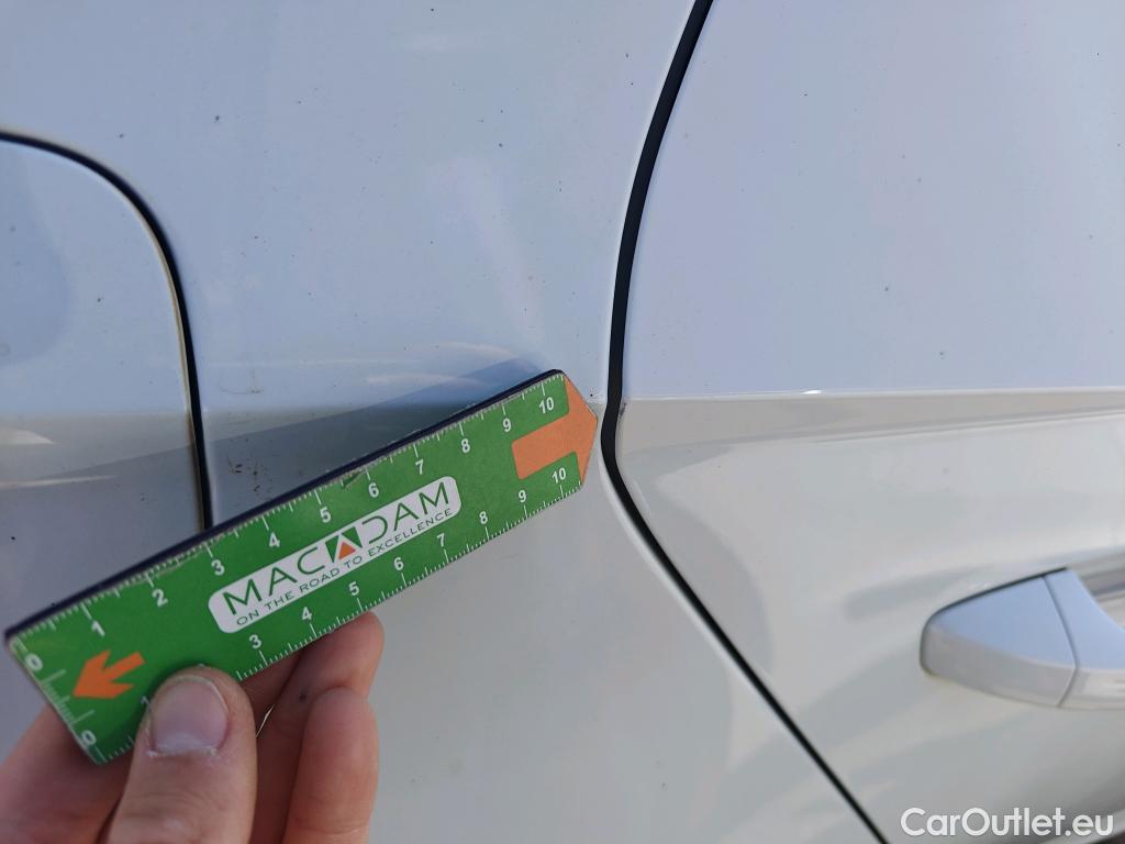  Seat  Leon SEAT León / 2016 / 5P / berlina con portón 2.0 TDI 110kW DSG-7 S&S Xcellence Ed Pl #38