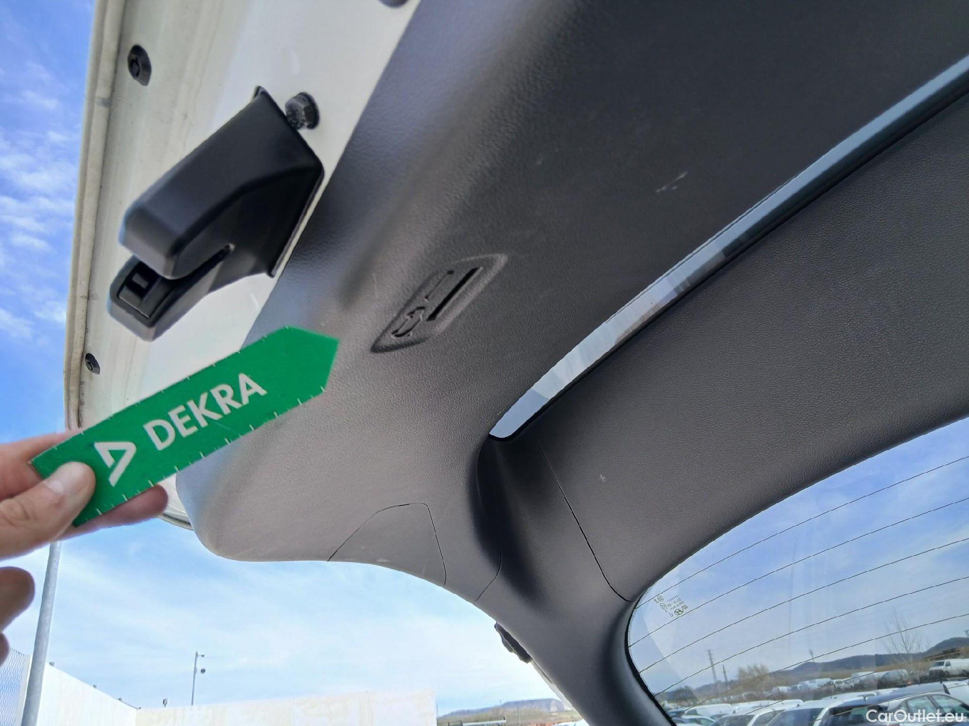  Hyundai   Ioniq HYUNDAI / 2019 / 5P / berlina con portón 1.6 GDI HEV Tecno DCT #21