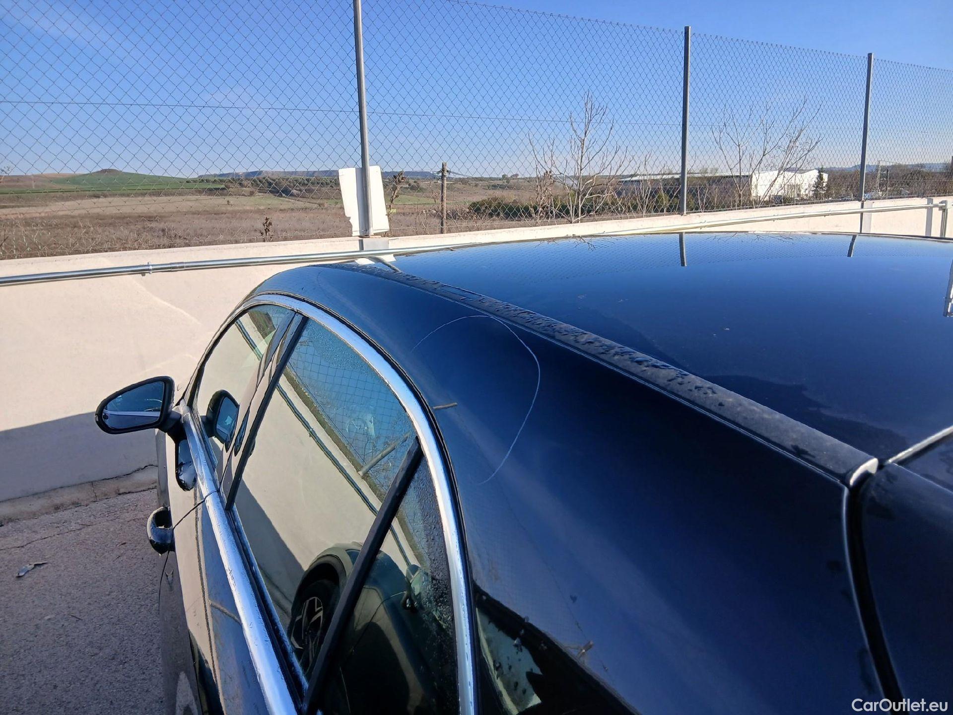  Mercedes  A-Klasse MERCEDES-BENZ Clase A / 2018 / 5P / berlina con portón A 180 d #13