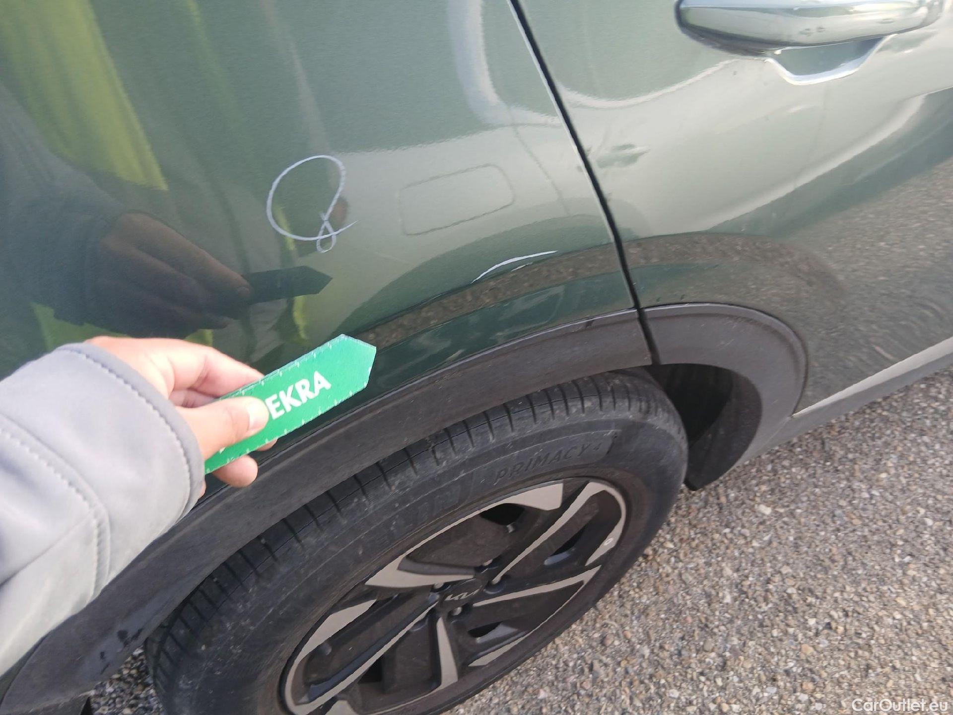  KIA  Sportage KIA  / 2022 / 5P / todoterreno 1.6 T-GDi MHEV 110kW (150CV) Drive 4x2 #24