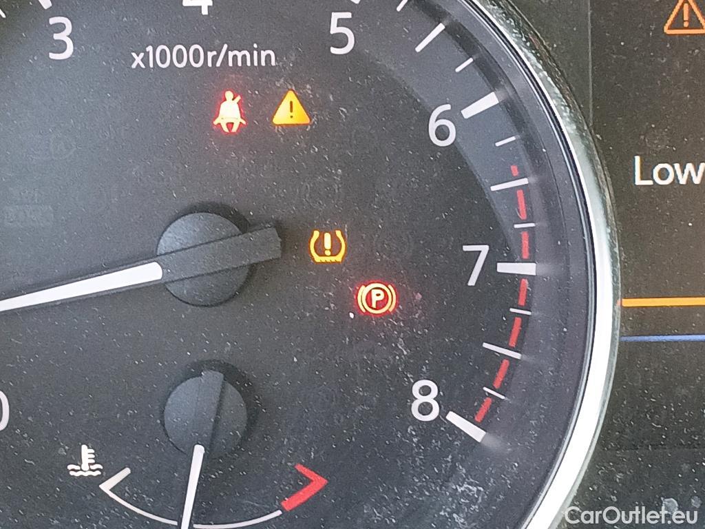  Nissan  Qashqai NISSAN  / 2017 / 5P / todoterreno DIG-T 103 kW (140 CV) E6D ACENTA #54