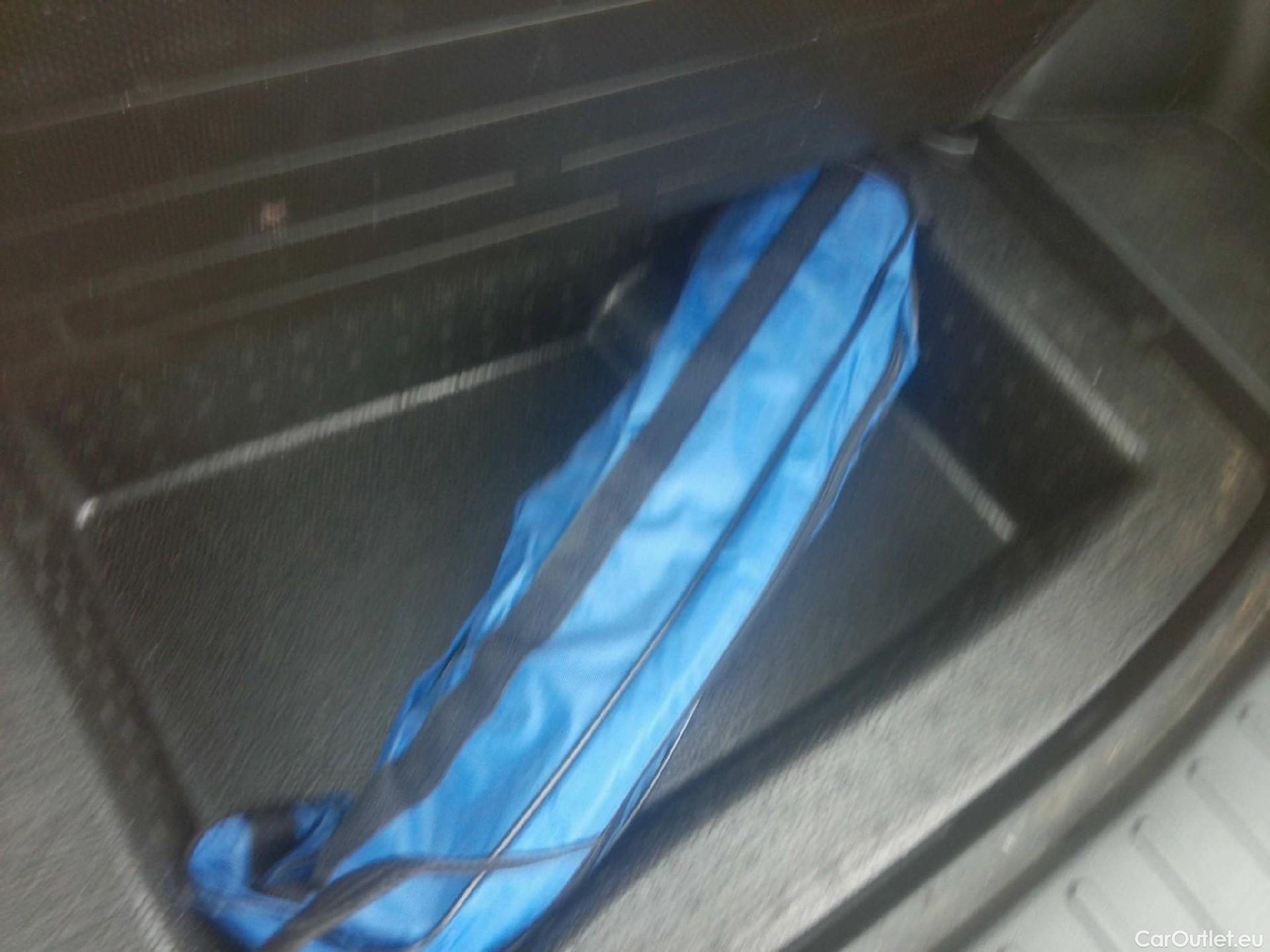  Hyundai  Tucson HYUNDAI  / 2020 / 5P / todoterreno 1.6 TGDI PHEV 195kW Maxx Auto 4X4 #26