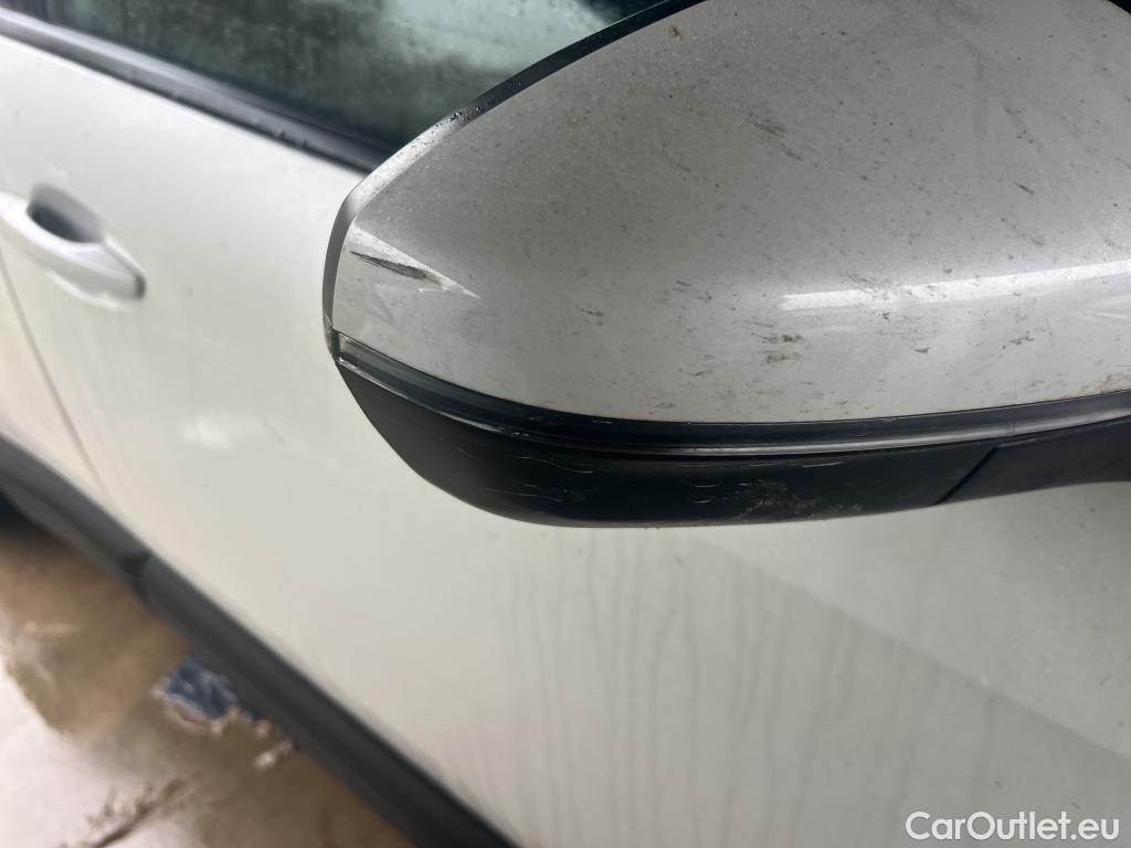  Peugeot  3008 PEUGEOT  / 2020 / 5P / todoterreno 1.2 PureTech 96KW S&S Active Pack EAT8 #15