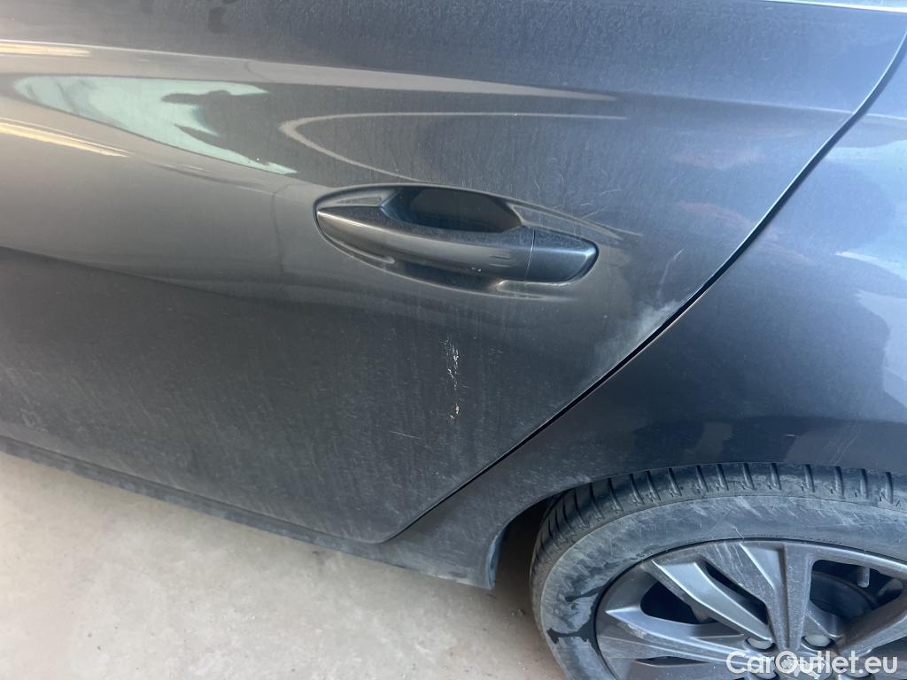  Peugeot  508 PEUGEOT  / 2018 / 5P / berlina con portón 5P Business Line BlueHDi 130 EAT8 (AC) #5