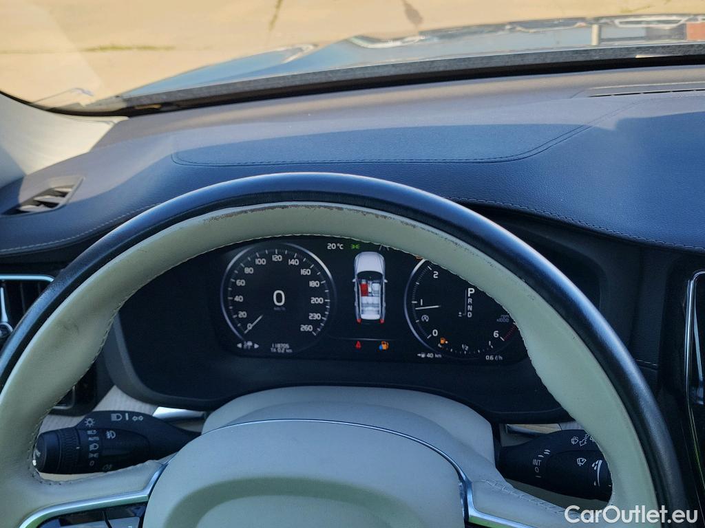  Volvo  XC60 VOLVO  / 2017 / 5P / todoterreno 2.0 D4 Inscription Auto #21