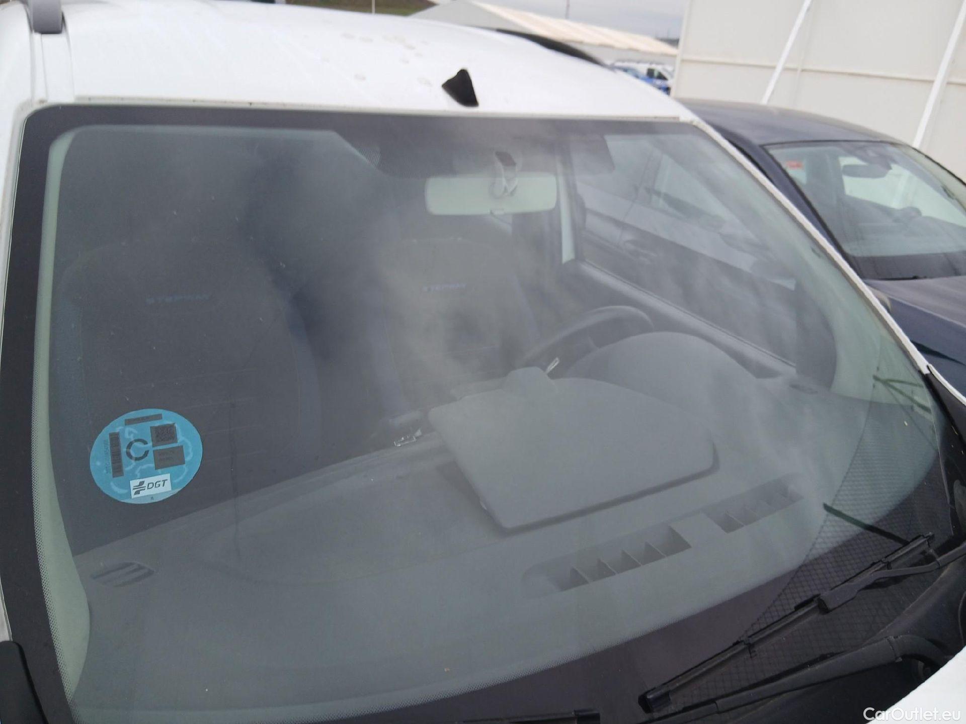  Dacia  Lodgy DACIA  / 2012 / 5P / monovolumen compacto SL Aniversario Blue dCi 85kW(115CV) 7Pl(SP) #3