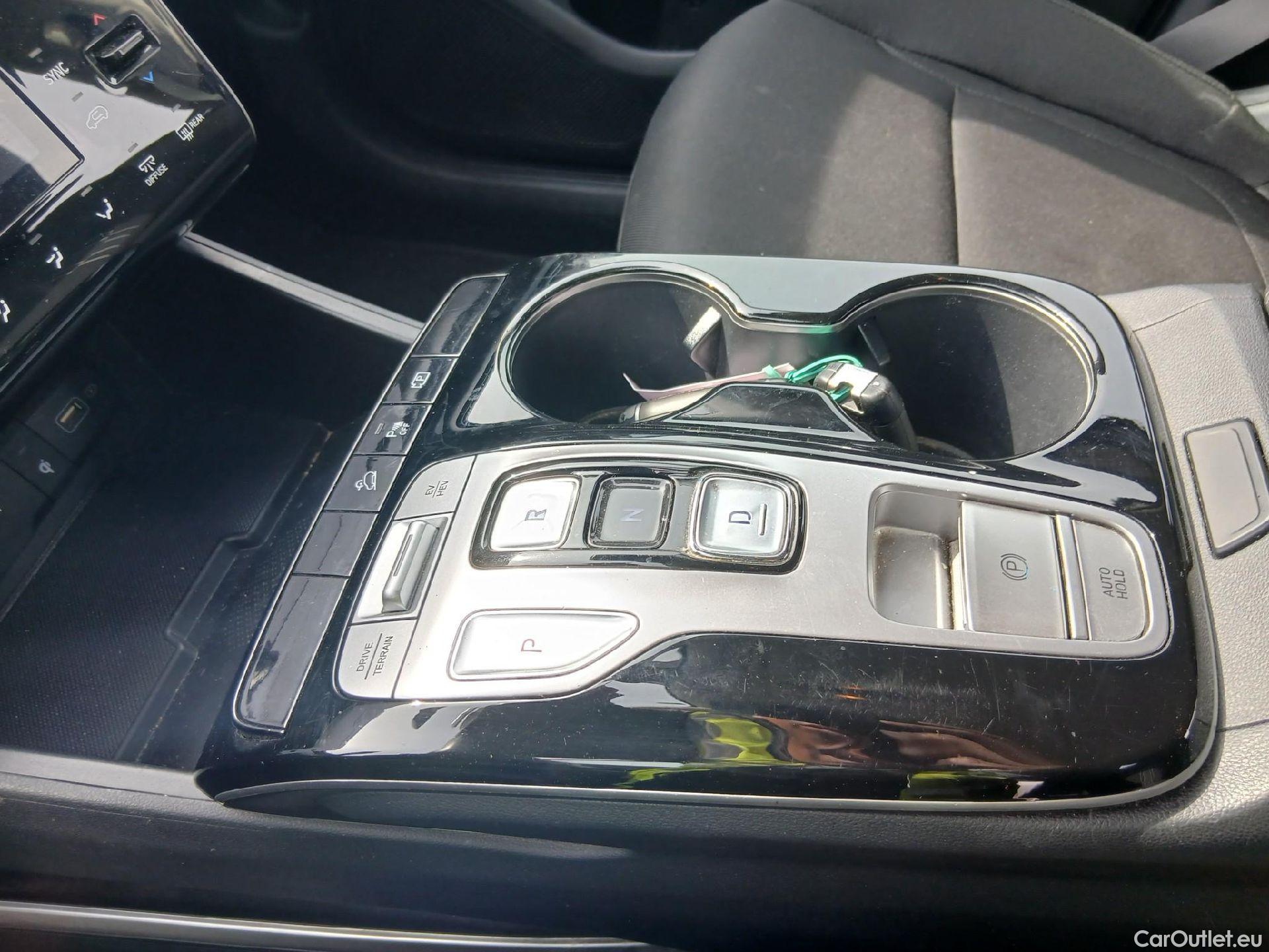  Hyundai  Tucson HYUNDAI  / 2020 / 5P / todoterreno 1.6 TGDI PHEV 195kW Maxx Auto 4X4 #4